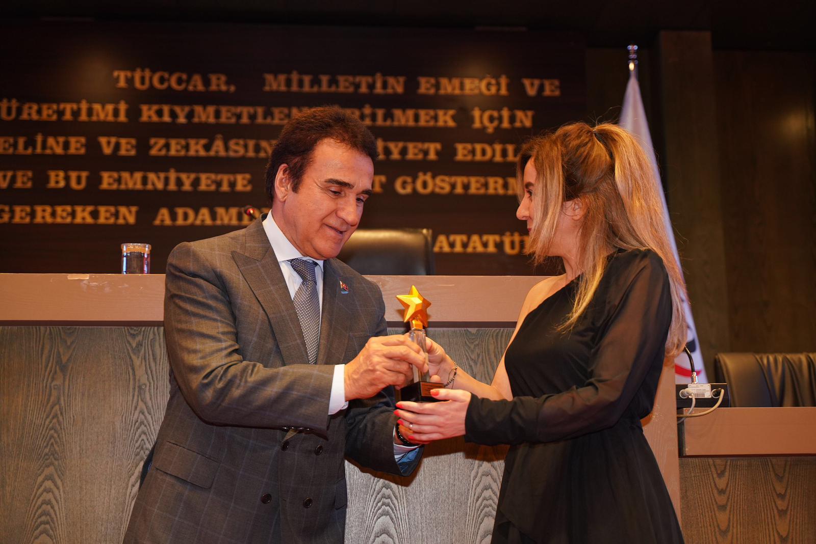 Halimecan.PR ödül